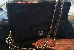 I have this tury burch on sale use but excelente c